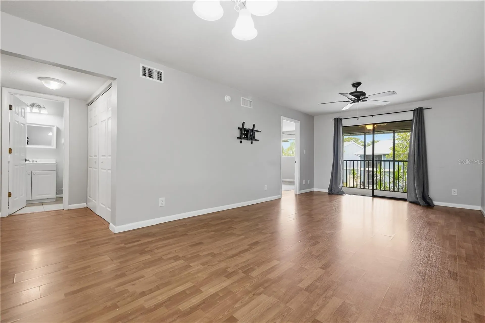6033 34th Street W Bradenton FL 34210