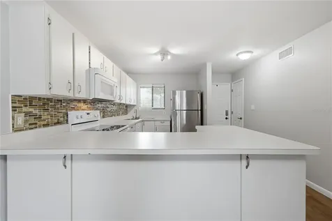 6033 34th Street W Bradenton FL 34210