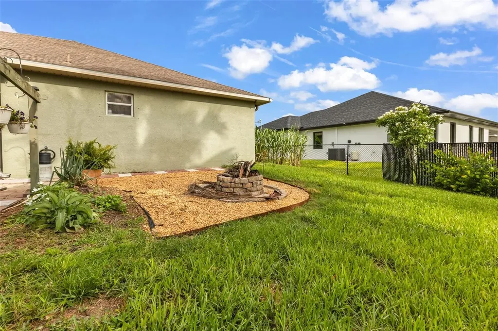 1209 NW 25th Place Cape Coral FL 33993