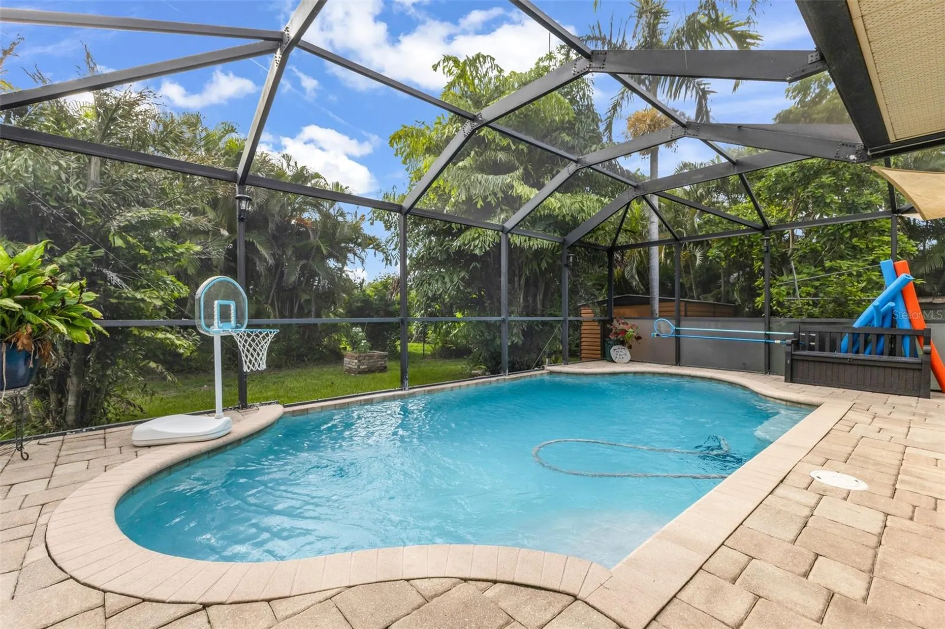 1209 NW 25th Place Cape Coral FL 33993