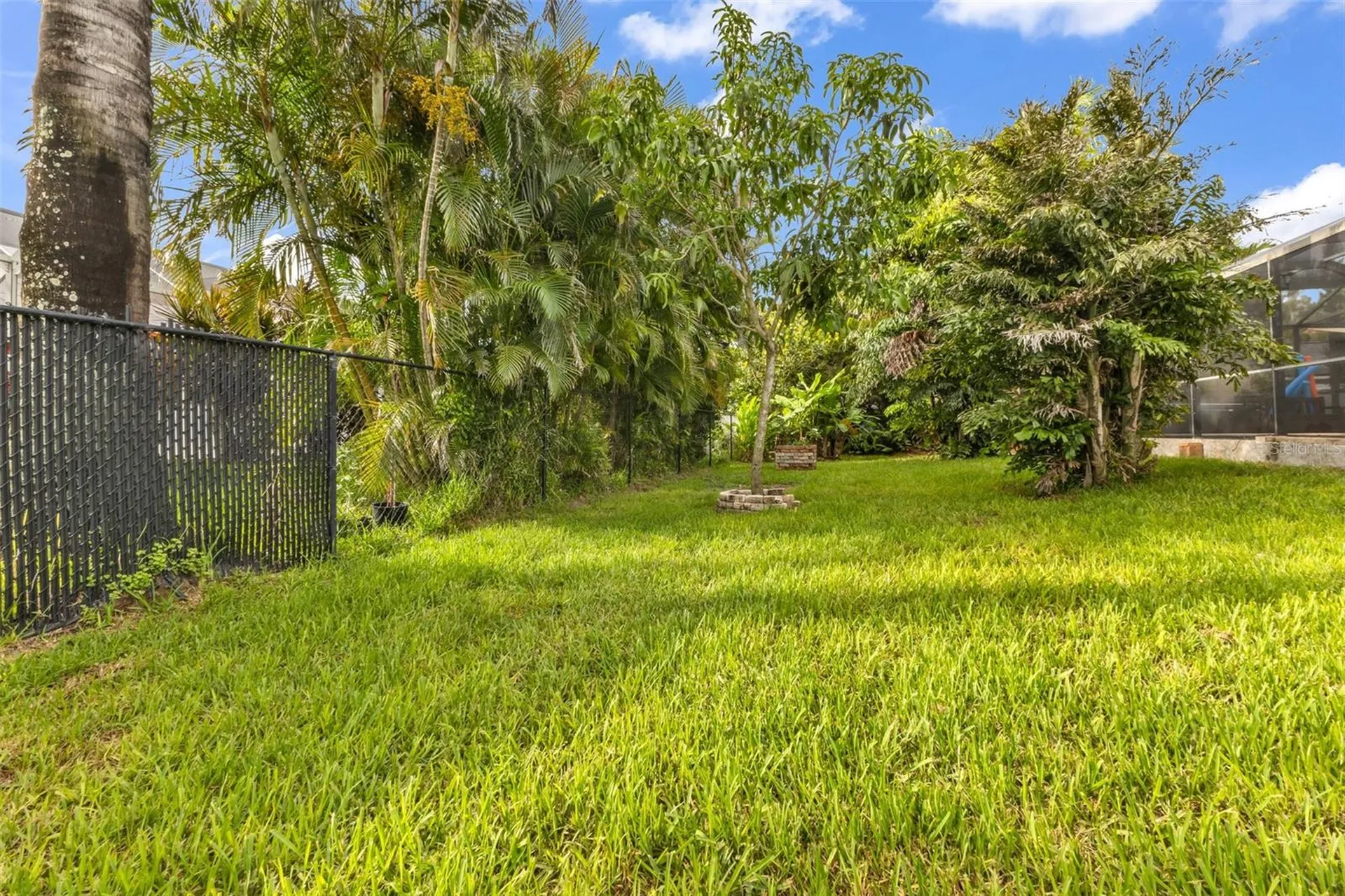 1209 NW 25th Place Cape Coral FL 33993