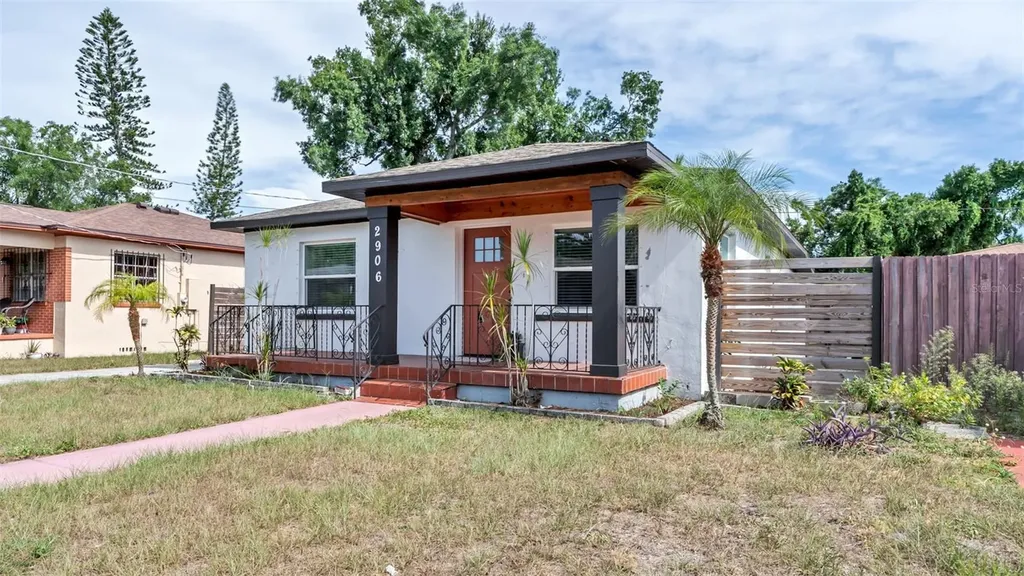 2906 W Nassau Street Tampa FL 33607