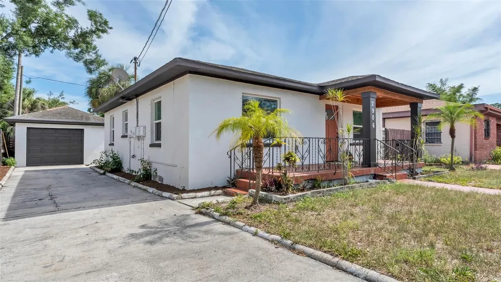 2906 W Nassau Street Tampa FL 33607