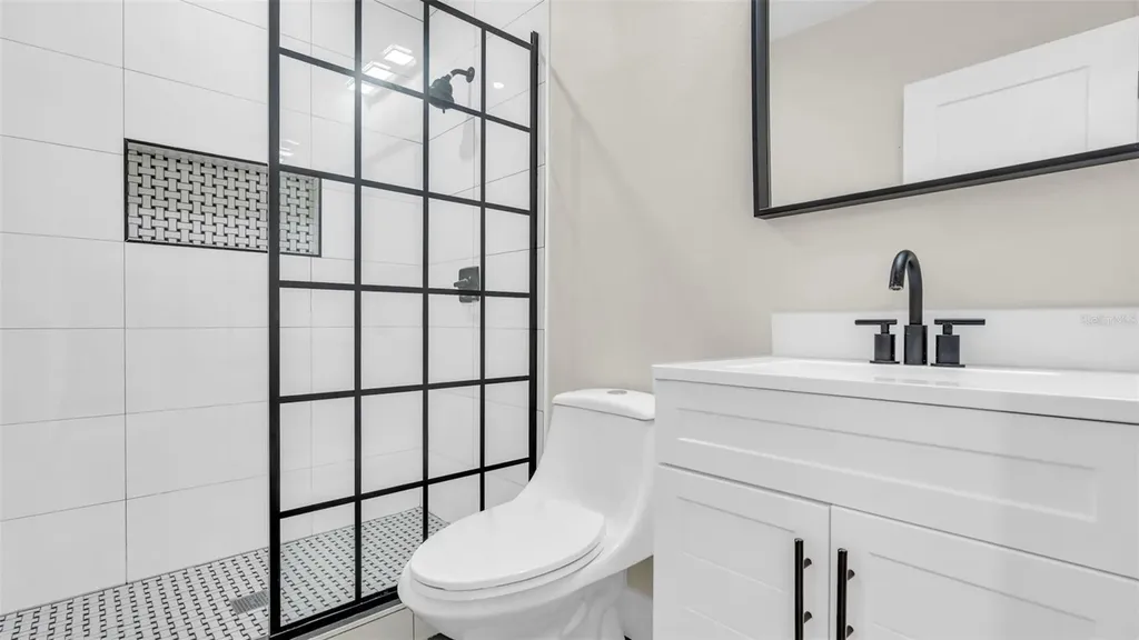 2906 W Nassau Street Tampa FL 33607