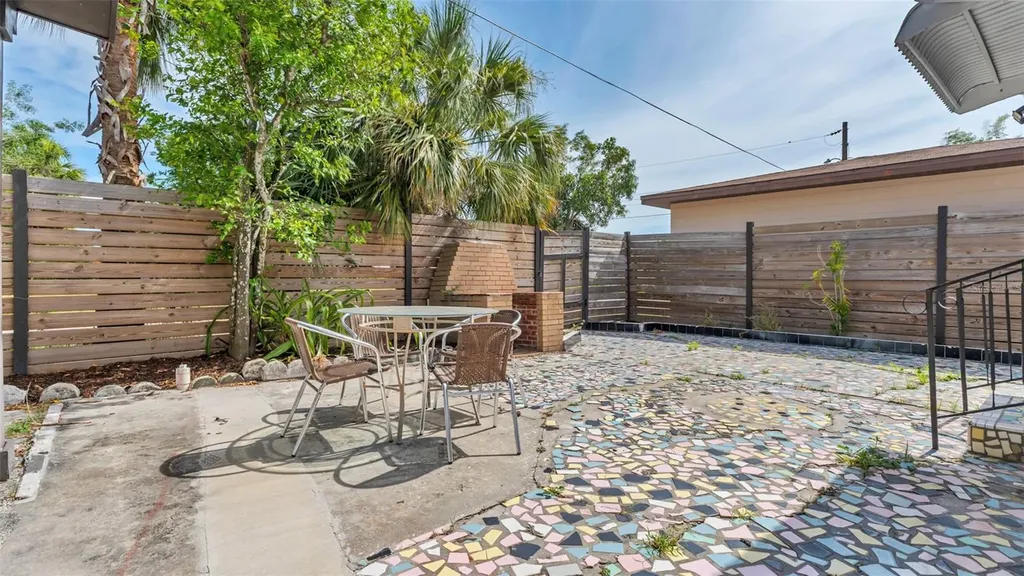 2906 W Nassau Street Tampa FL 33607