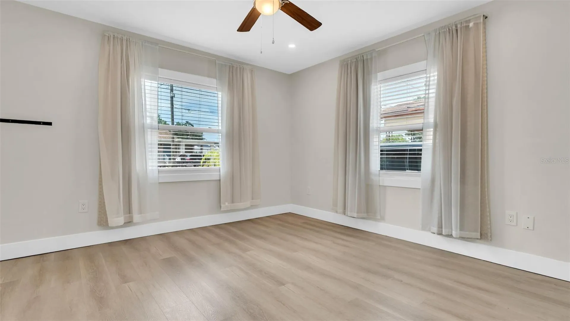 2906 W Nassau Street Tampa FL 33607