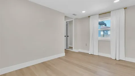 2906 W Nassau Street Tampa FL 33607