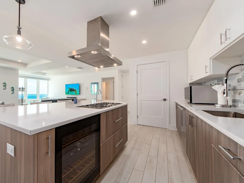 15 Avalon Street Clearwater Beach FL 33767