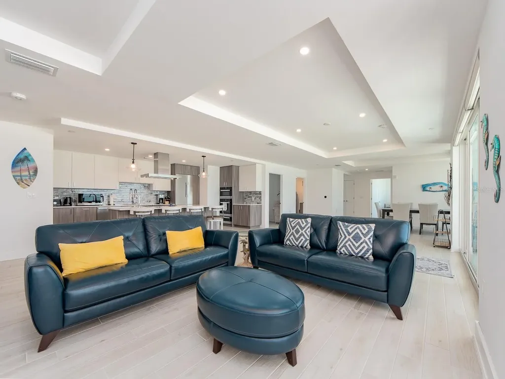 15 Avalon Street Clearwater Beach FL 33767
