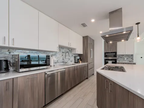 15 Avalon Street Clearwater Beach FL 33767