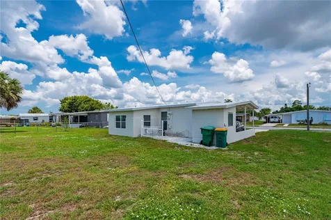 22201 Beverly Avenue Port Charlotte FL 33952