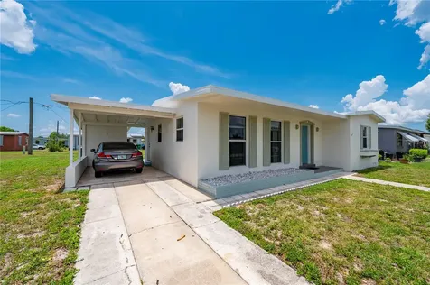 22201 Beverly Avenue Port Charlotte FL 33952