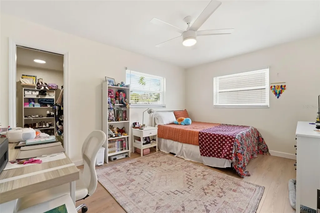 2600 Cambridge Drive Sarasota FL 34232