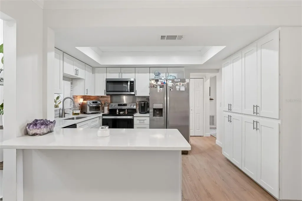 2600 Cambridge Drive Sarasota FL 34232