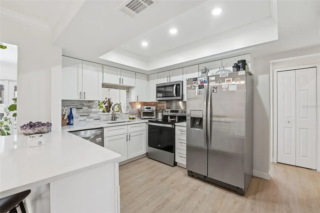 2600 Cambridge Drive Sarasota FL 34232