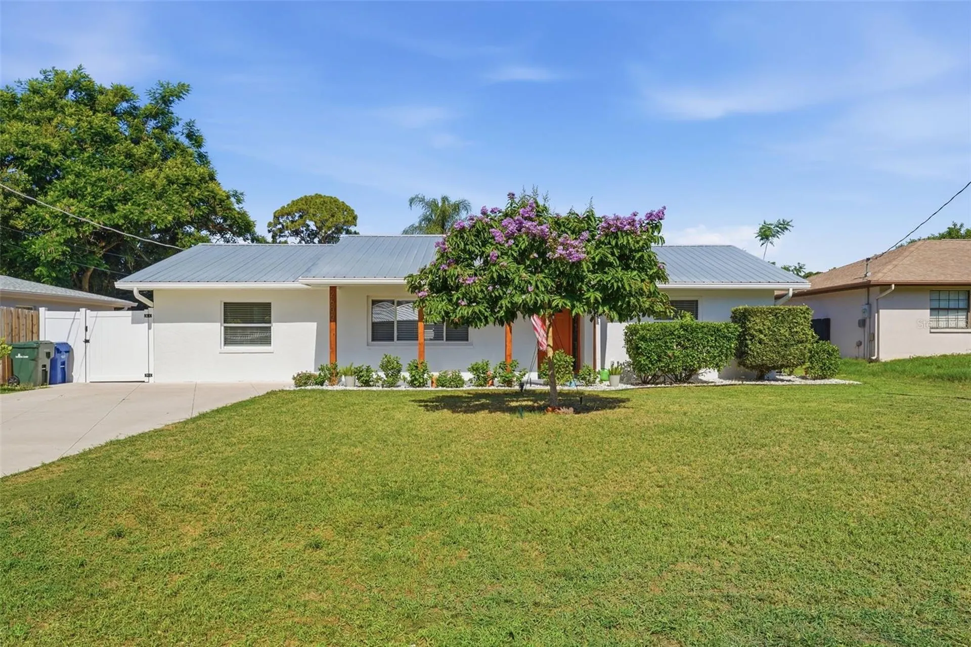 2600 Cambridge Drive Sarasota FL 34232