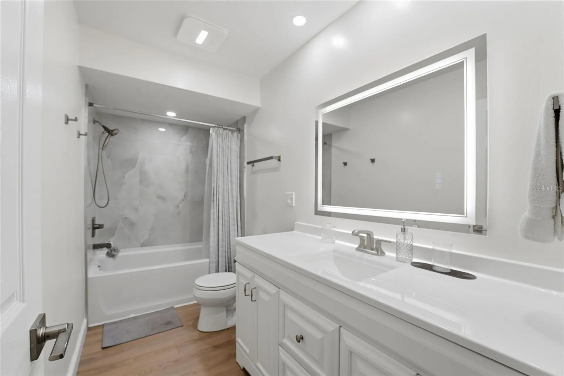 2600 Cambridge Drive Sarasota FL 34232