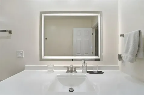 2600 Cambridge Drive Sarasota FL 34232