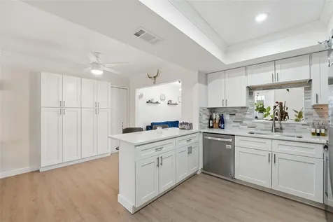 2600 Cambridge Drive Sarasota FL 34232