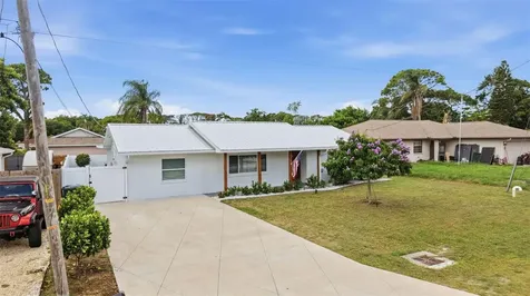2600 Cambridge Drive Sarasota FL 34232