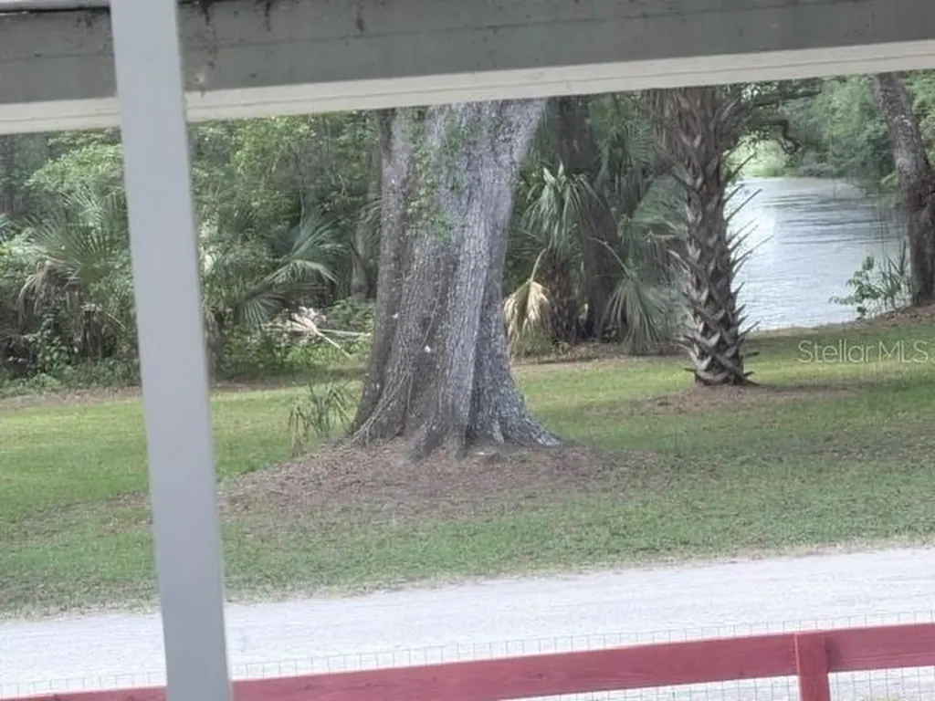 23065 SW 119th Place Dunnellon FL 34431