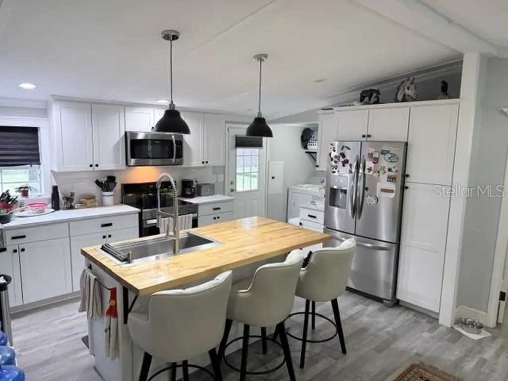23065 SW 119th Place Dunnellon FL 34431