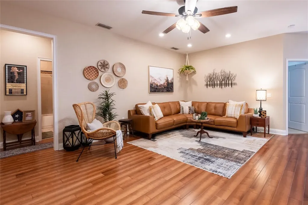 4490 Fairway Oaks Drive Mulberry FL 33860