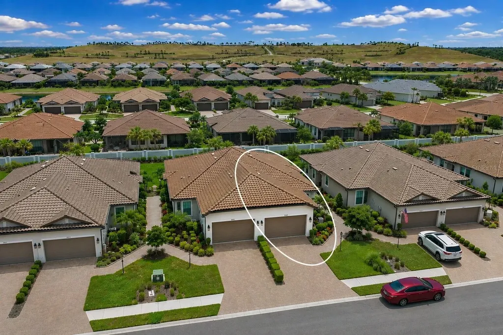 6066 Mesa Glen Bradenton FL 34203