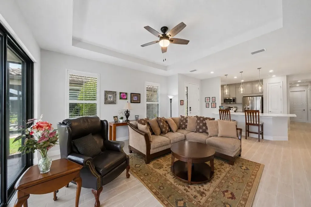 6066 Mesa Glen Bradenton FL 34203