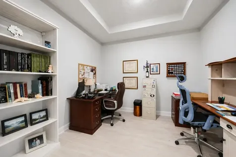 6066 Mesa Glen Bradenton FL 34203