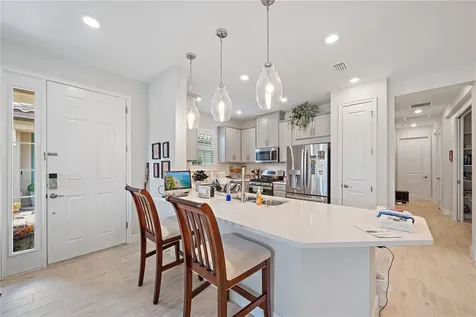 6066 Mesa Glen Bradenton FL 34203