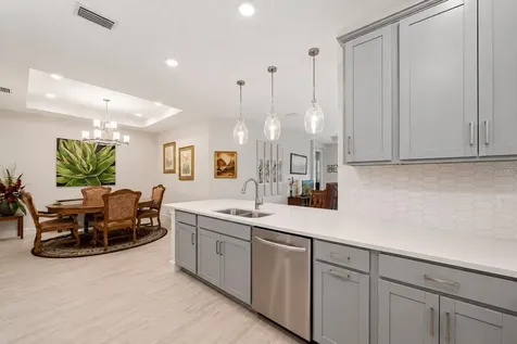 6066 Mesa Glen Bradenton FL 34203