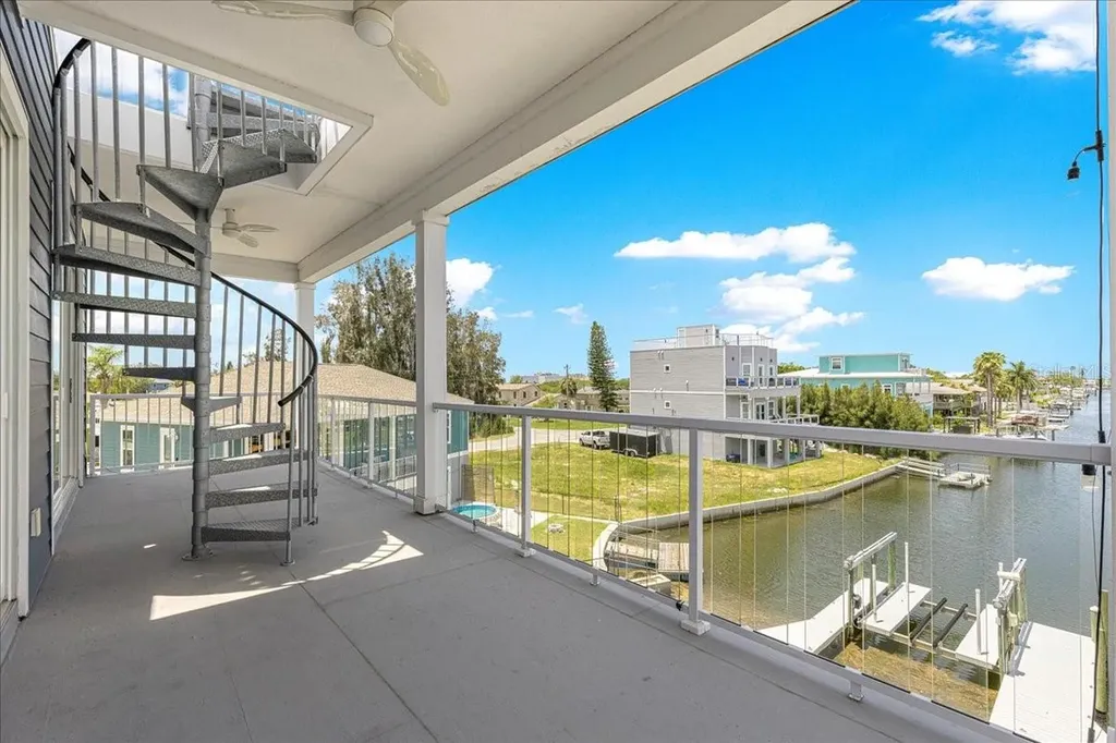 6812 Driftwood Drive Hudson FL 34667
