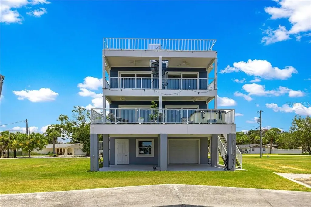 6812 Driftwood Drive Hudson FL 34667