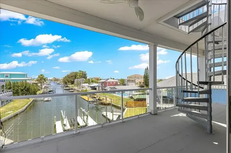 6812 Driftwood Drive Hudson FL 34667