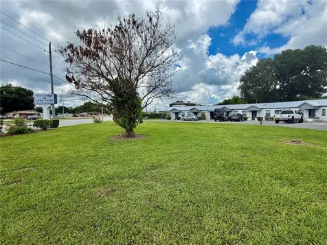 1702 1/2 Us Highway 92 W Auburndale FL 33823