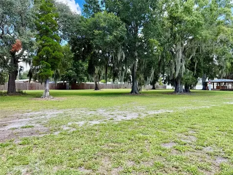 1702 1/2 Us Highway 92 W Auburndale FL 33823
