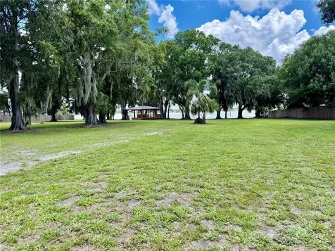 1702 1/2 Us Highway 92 W Auburndale FL 33823