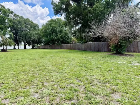 1702 1/2 Us Highway 92 W Auburndale FL 33823