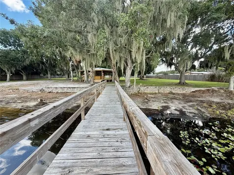 1702 1/2 Us Highway 92 W Auburndale FL 33823