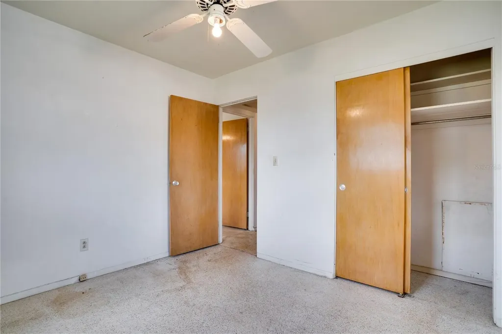 5619 19th Avenue N St Petersburg FL 33710