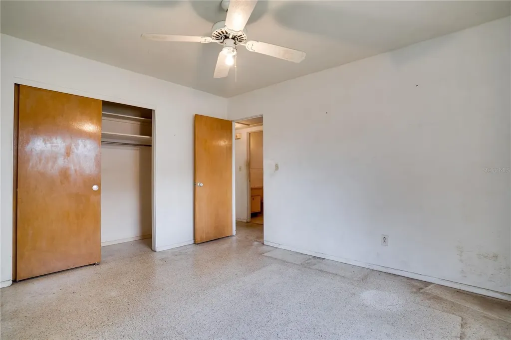 5619 19th Avenue N St Petersburg FL 33710