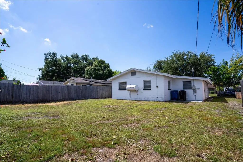 5619 19th Avenue N St Petersburg FL 33710