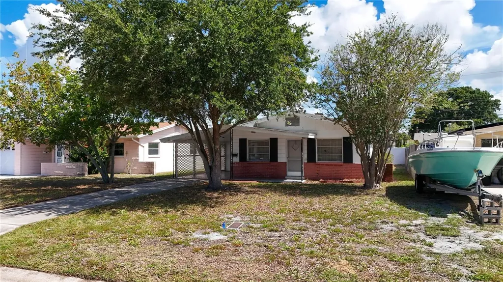 5619 19th Avenue N St Petersburg FL 33710