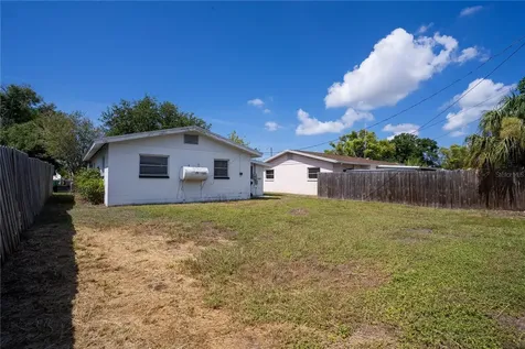 5619 19th Avenue N St Petersburg FL 33710