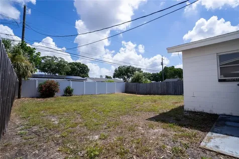 5619 19th Avenue N St Petersburg FL 33710