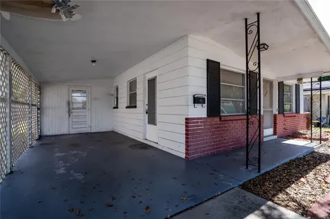 5619 19th Avenue N St Petersburg FL 33710
