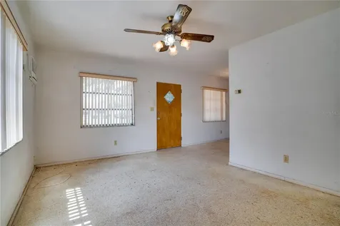 5619 19th Avenue N St Petersburg FL 33710