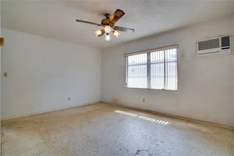 5619 19th Avenue N St Petersburg FL 33710