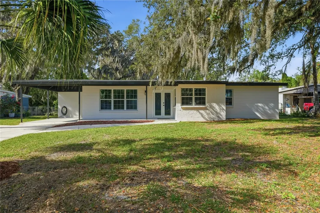707 Aberdeen Circle Tampa FL 33617